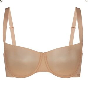 Skims No Show Molded Unlined Balconette Bra in‎ Clay 34A NWT